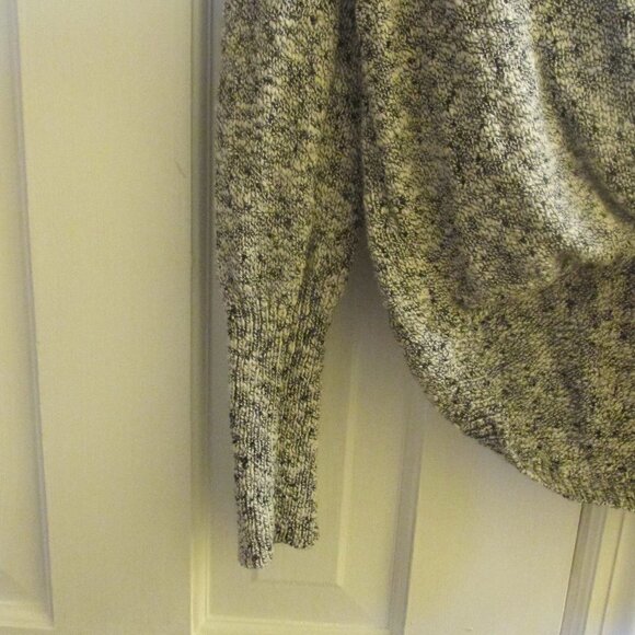 PINK REPUBLIC Cross Sweater -Juniors Size Large - Picture 2 of 5